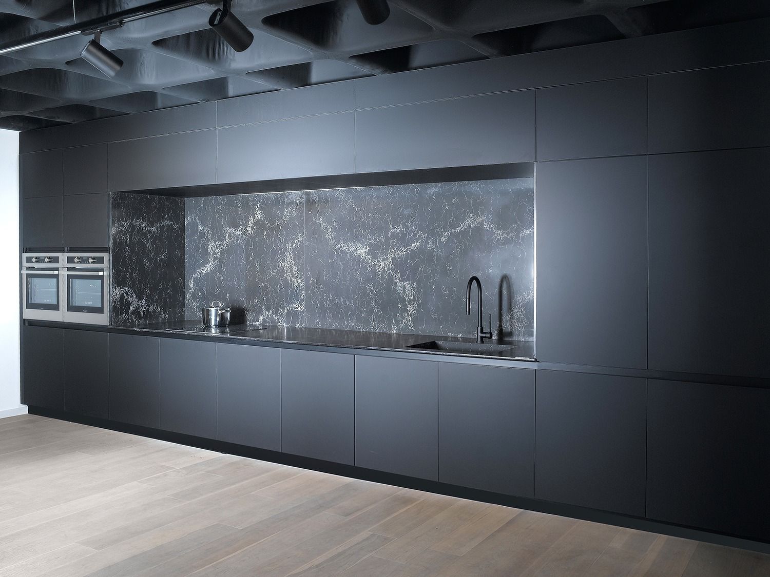 מטבחי יוקרה בסטייל ופונקציונליות